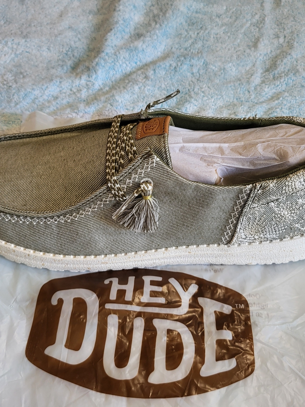 *NEW* Women’s Hey Dude Wendy Funk Embroidered Floral Shoes Women's Size 12 w/Bag